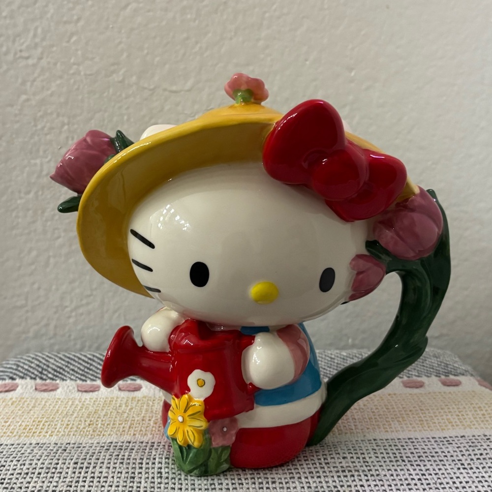 Hello Kitty Red and White Ceramic with Signature Accents